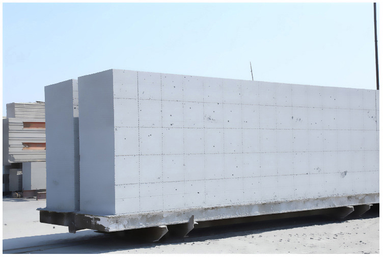 白山加气块 加气砌块 轻质砖气孔结构及其影响因素